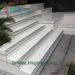 راهکارهای جلوگیری از لغزش پله