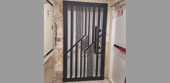 حفاظ درب آپارتمان ضد سرقت