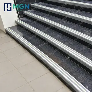 ترمز پله آلومینیومی تخت دو کانال